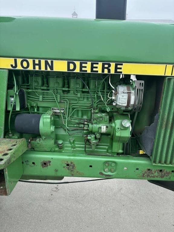 Image of John Deere 4040 equipment image 3