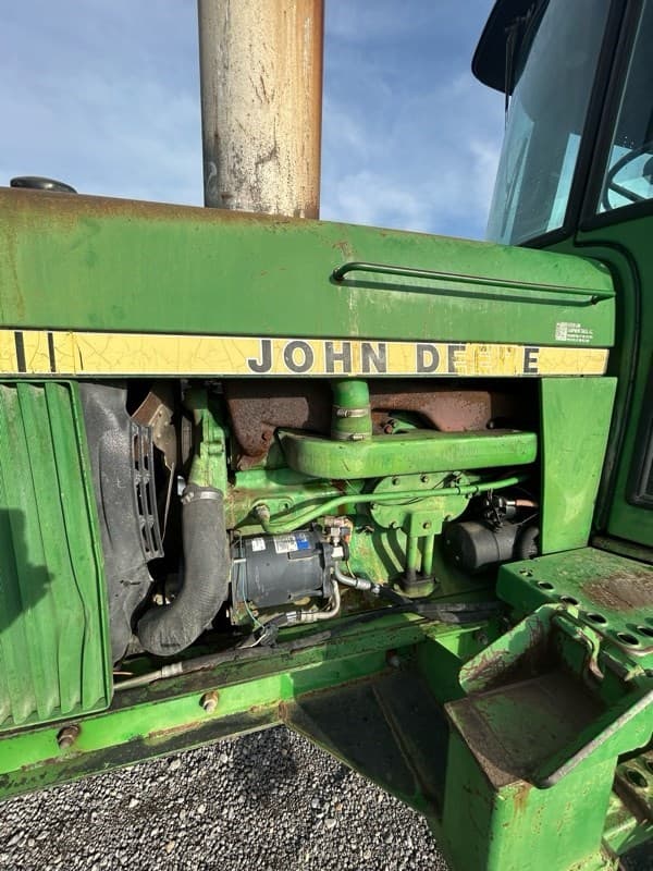 Image of John Deere 4040 equipment image 3