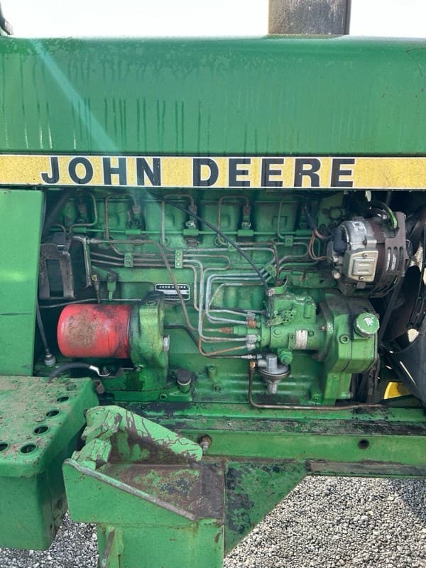 Image of John Deere 4040 equipment image 4
