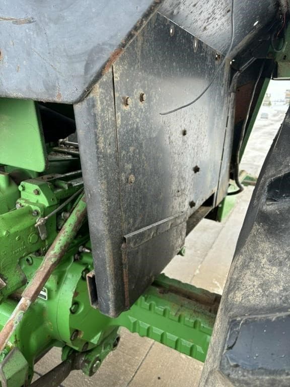 Image of John Deere 4040 equipment image 4