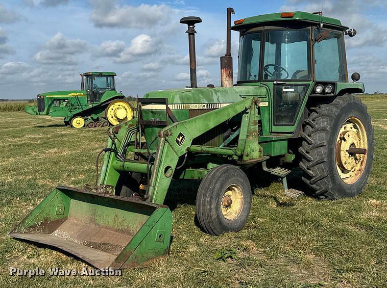 Image of John Deere 4040 Primary image