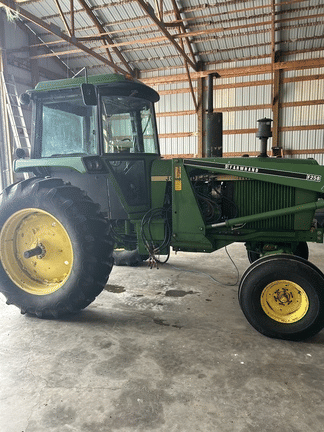 Main image John Deere 4240