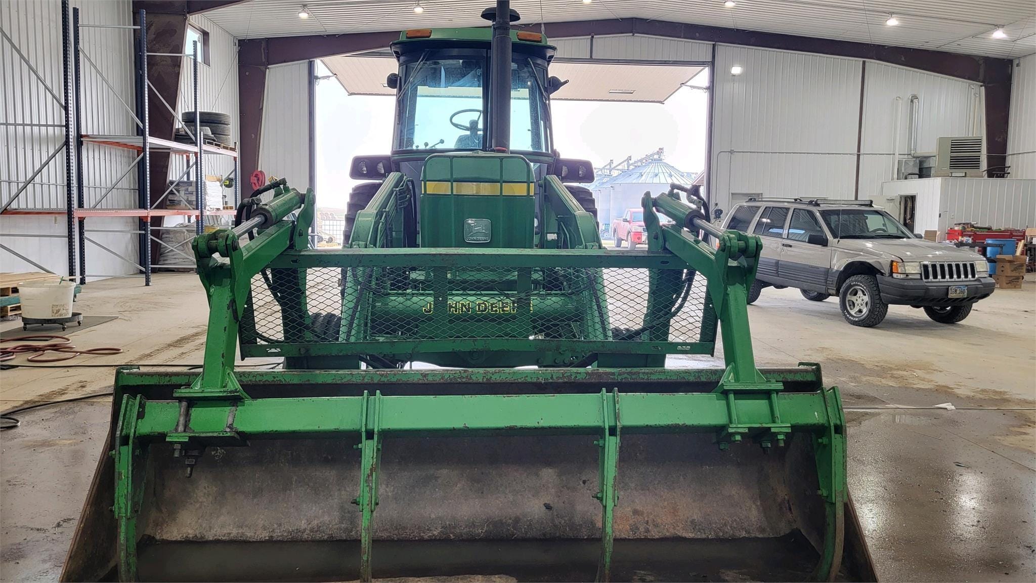 Main image John Deere 4440