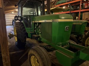 1982 John Deere 4440 Image