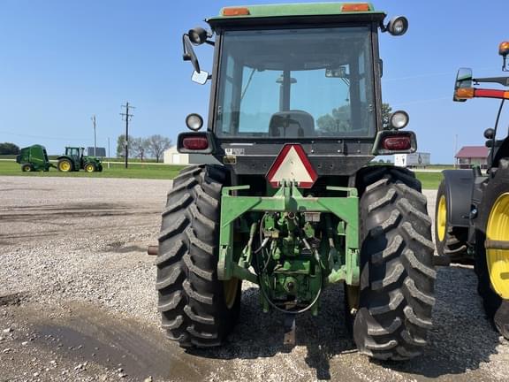 Image of John Deere 4440 equipment image 4