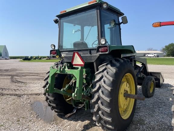 Image of John Deere 4440 equipment image 3