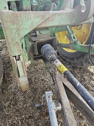 Image of John Deere 4440 equipment image 4