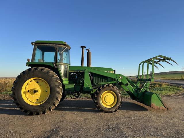 Image of John Deere 4440 equipment image 3