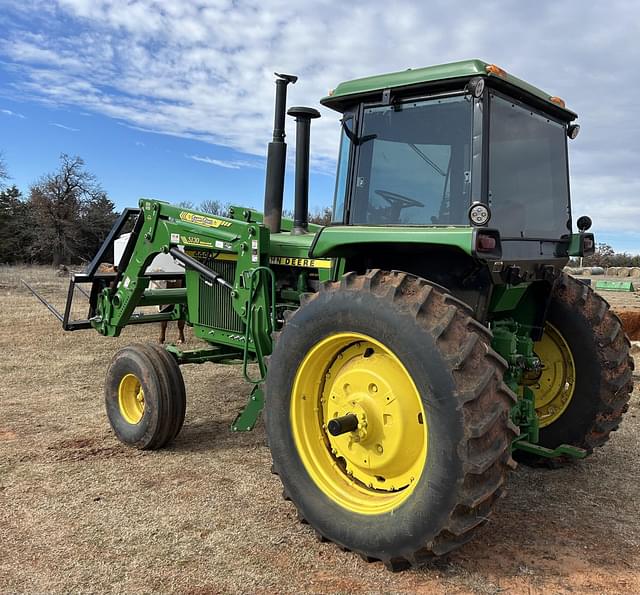 Image of John Deere 4440 equipment image 2