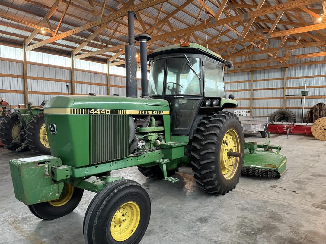 Image of John Deere 4440 Primary Image