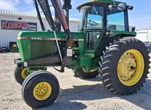 1982 John Deere 4440 Image