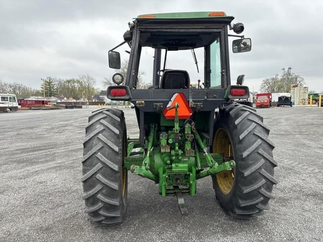 Image of John Deere 4440 equipment image 4