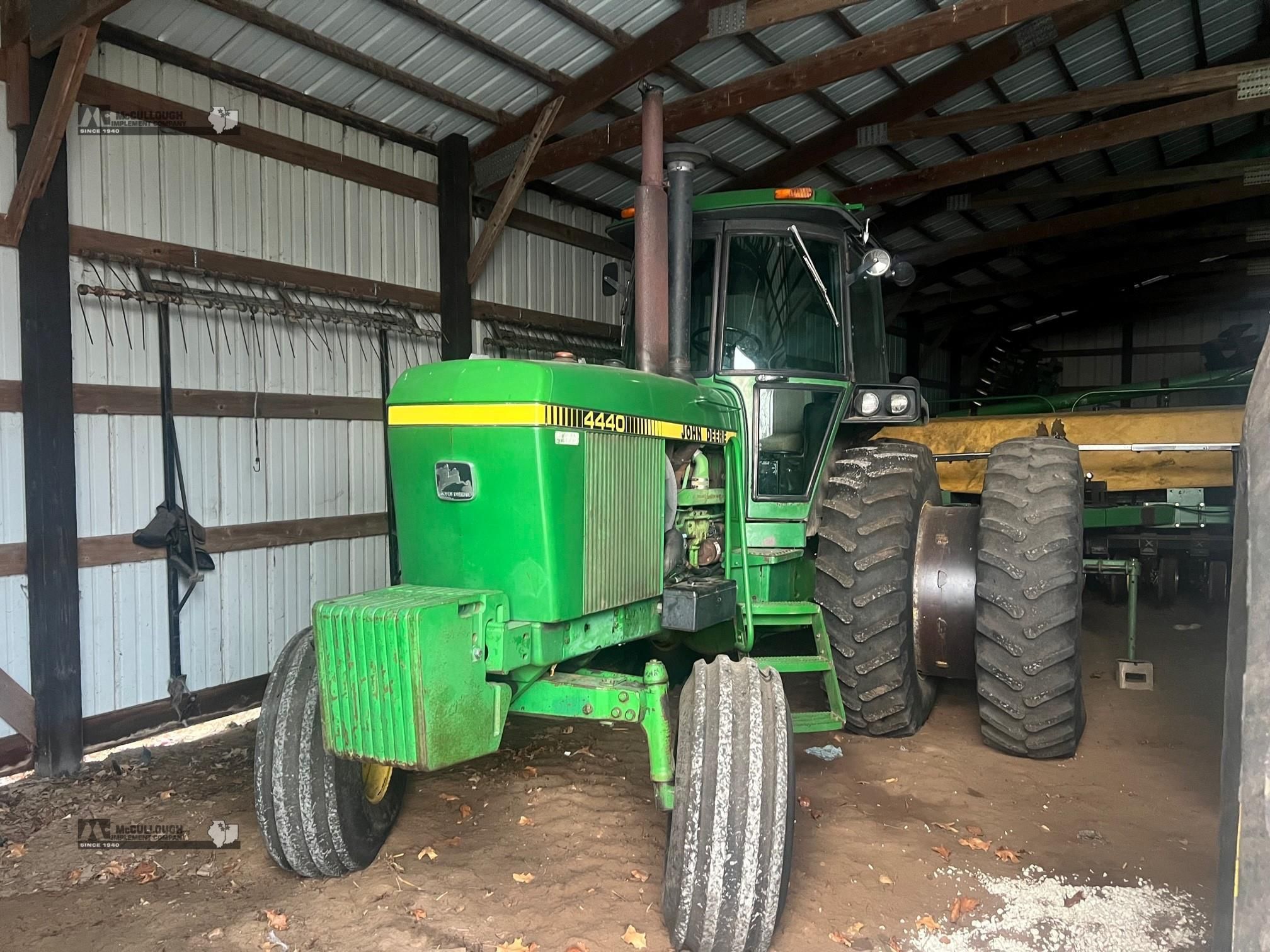 Main image John Deere 4440