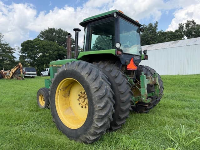Image of John Deere 4440 equipment image 4