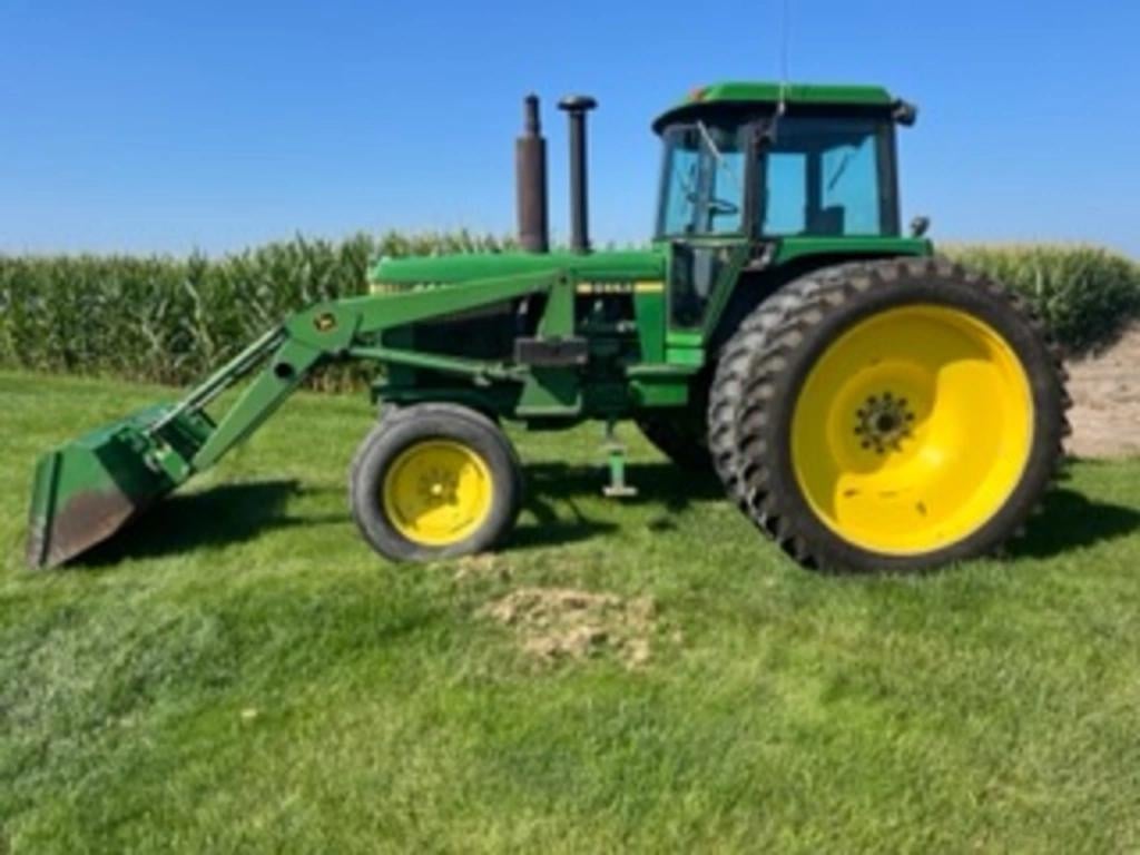 SOLD - 1982 John Deere 4440 Lot No. 38A Tractors with 6,664 Hrs ...