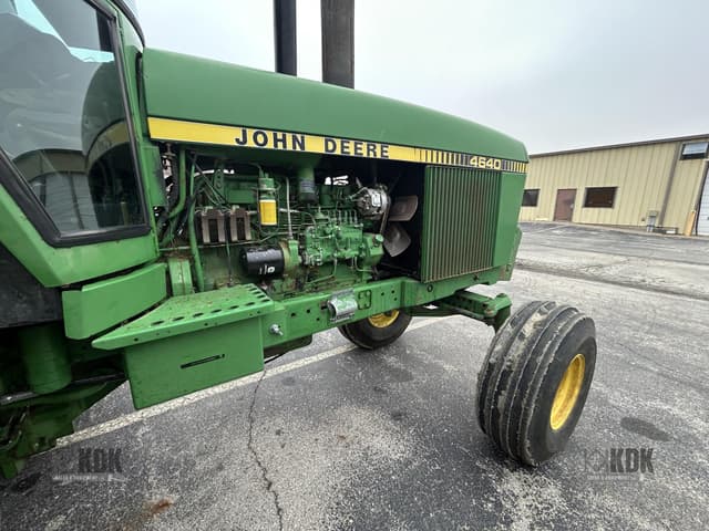 Image of John Deere 4640 equipment image 4