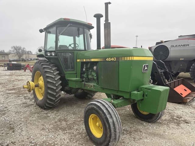 Image of John Deere 4640 equipment image 4