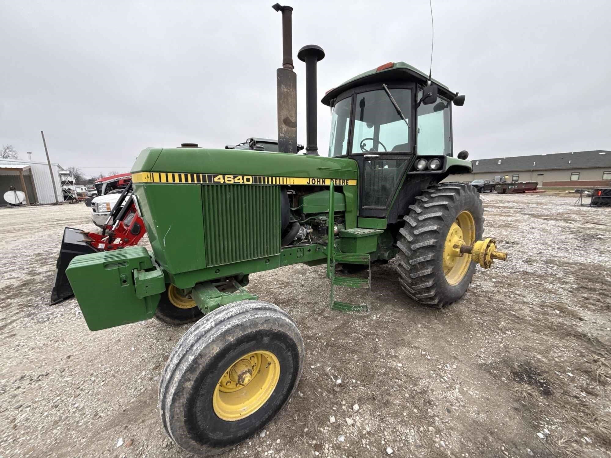1982 John Deere 4640 Equipment Image0