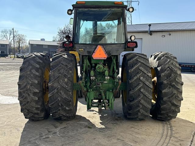 Image of John Deere 4640 equipment image 3