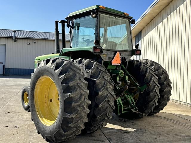 Image of John Deere 4640 equipment image 2