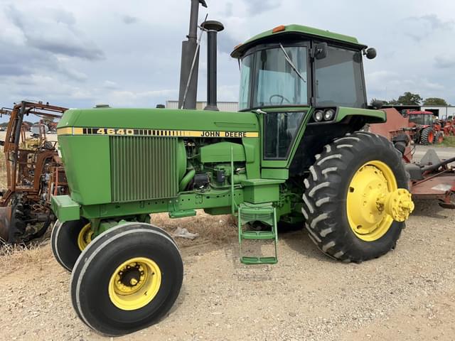 Image of John Deere 4640 equipment image 3