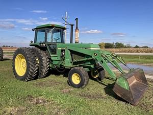 1982 John Deere 4640 Image