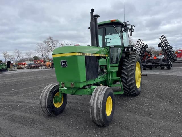 Image of John Deere 4640 equipment image 2