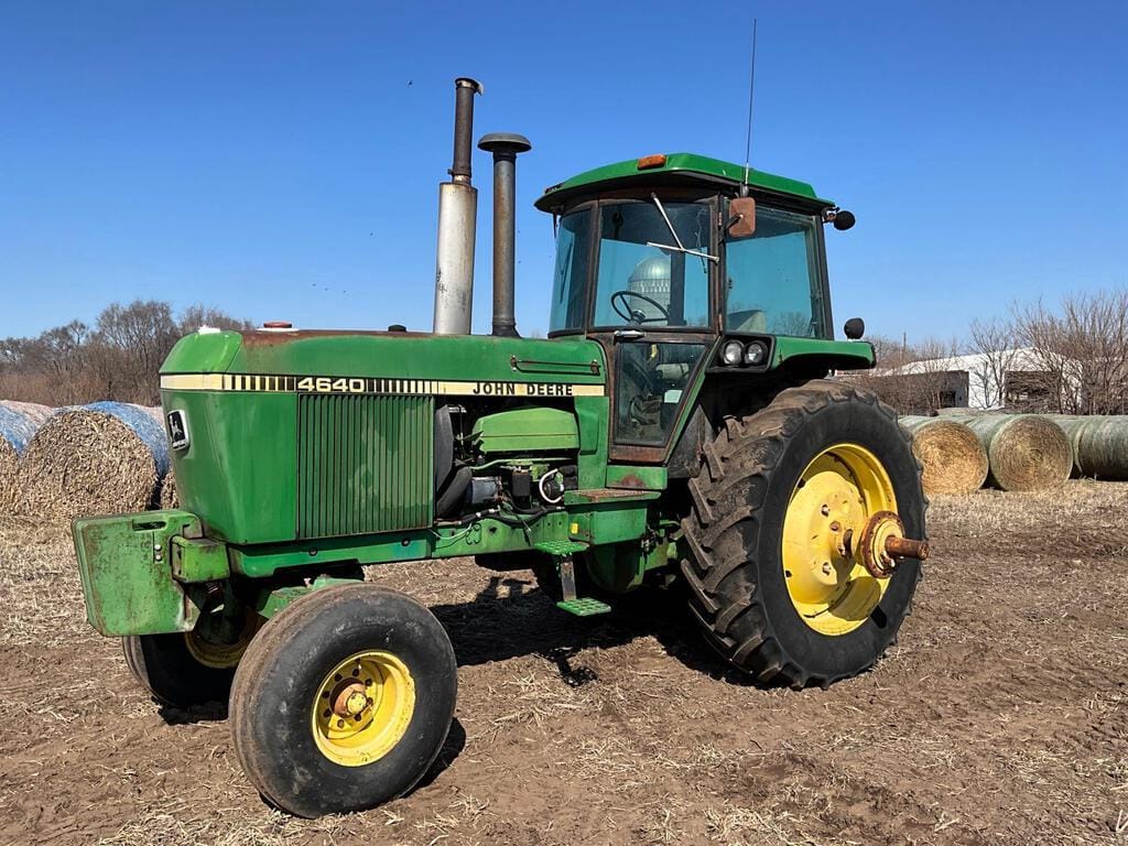Main image John Deere 4640
