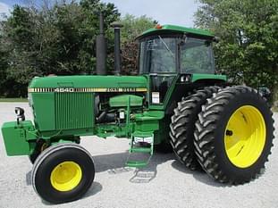 1982 John Deere 4640 Equipment Image0