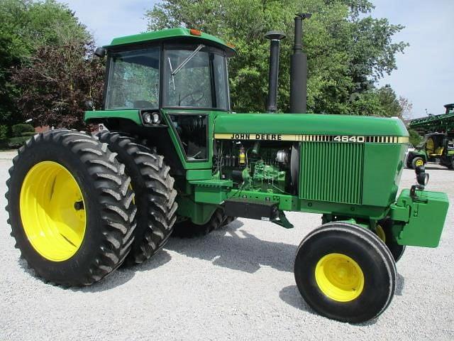 Image of John Deere 4640 equipment image 1