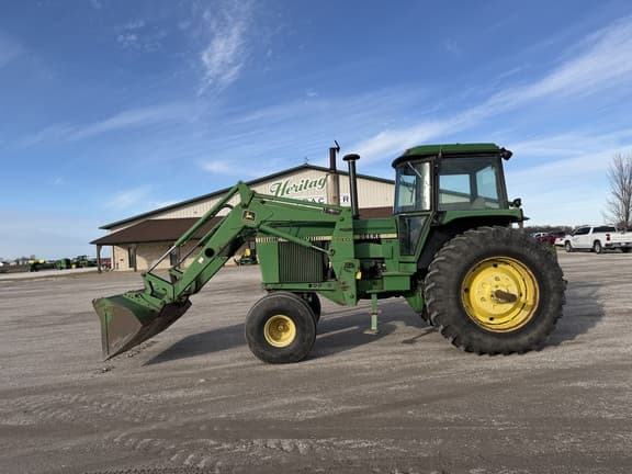Image of John Deere 4640 equipment image 1