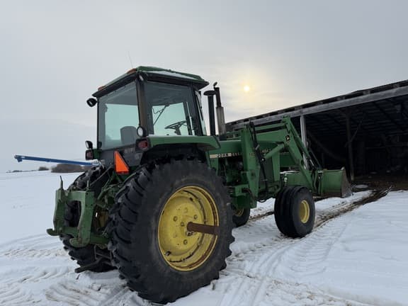 Image of John Deere 4640 equipment image 4