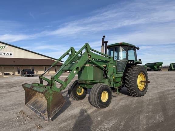 Image of John Deere 4640 Primary image