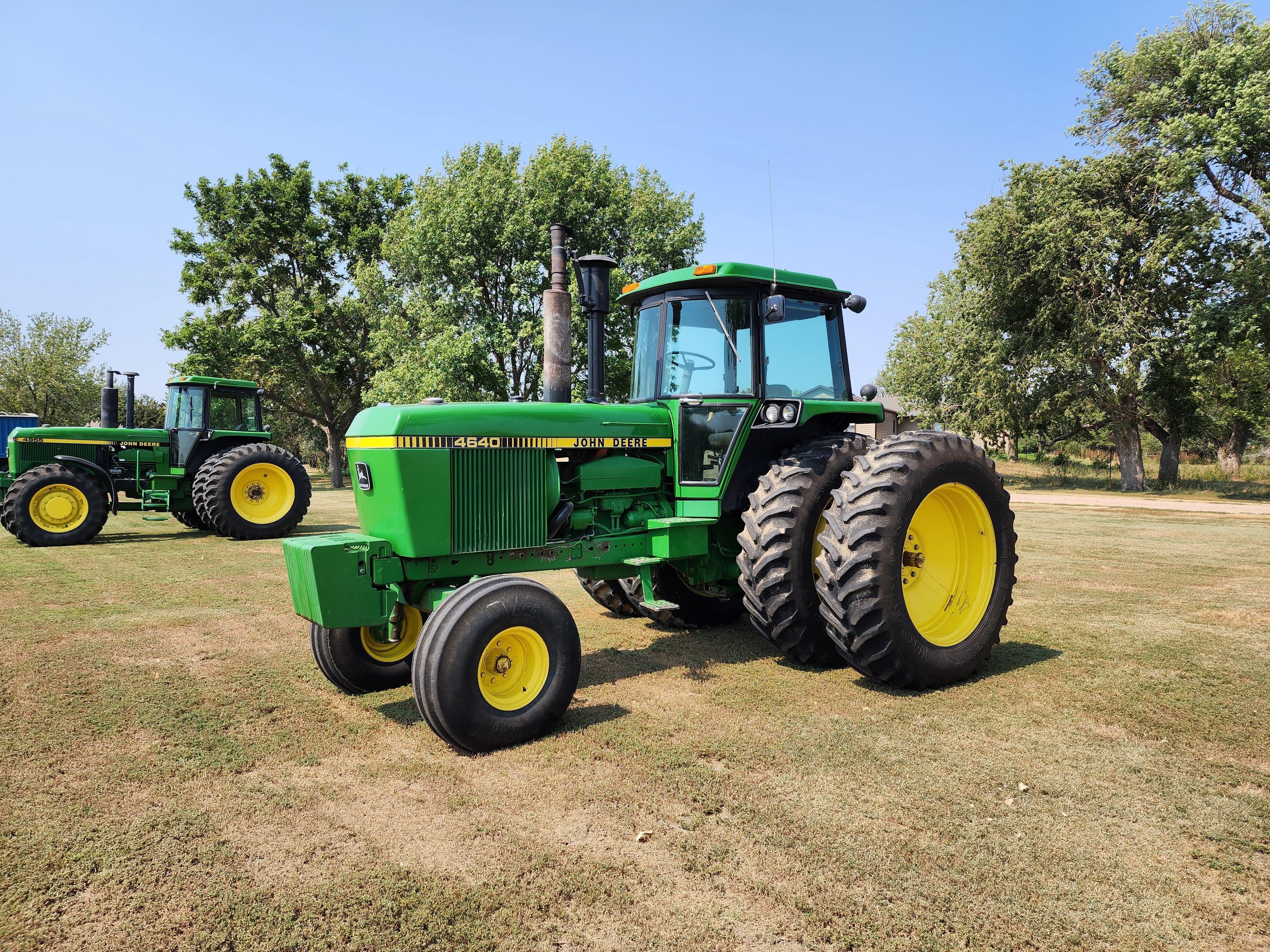 Main image John Deere 4640