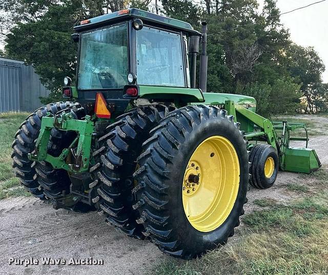 Image of John Deere 4640 equipment image 4