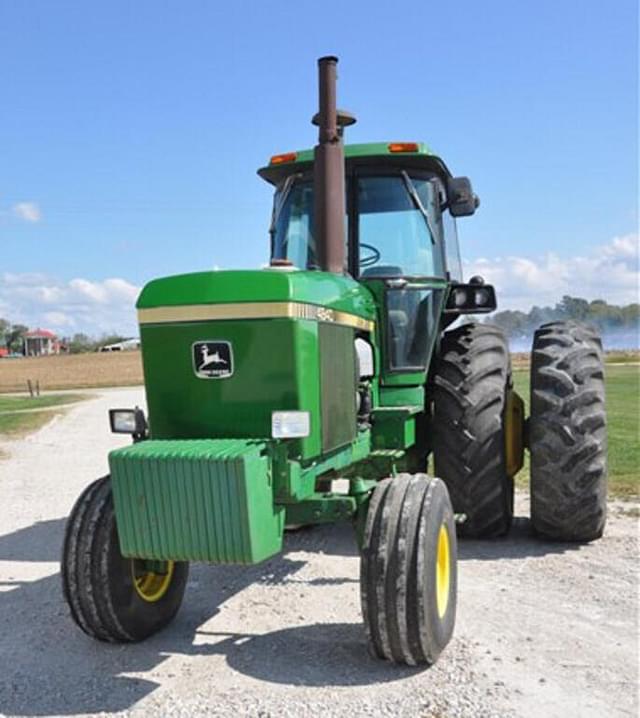 Image of John Deere 4840 equipment image 2