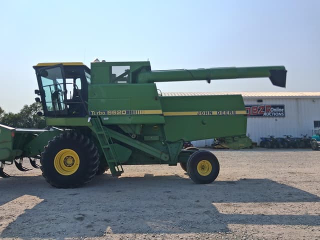Image of John Deere 6620 Turbo equipment image 3