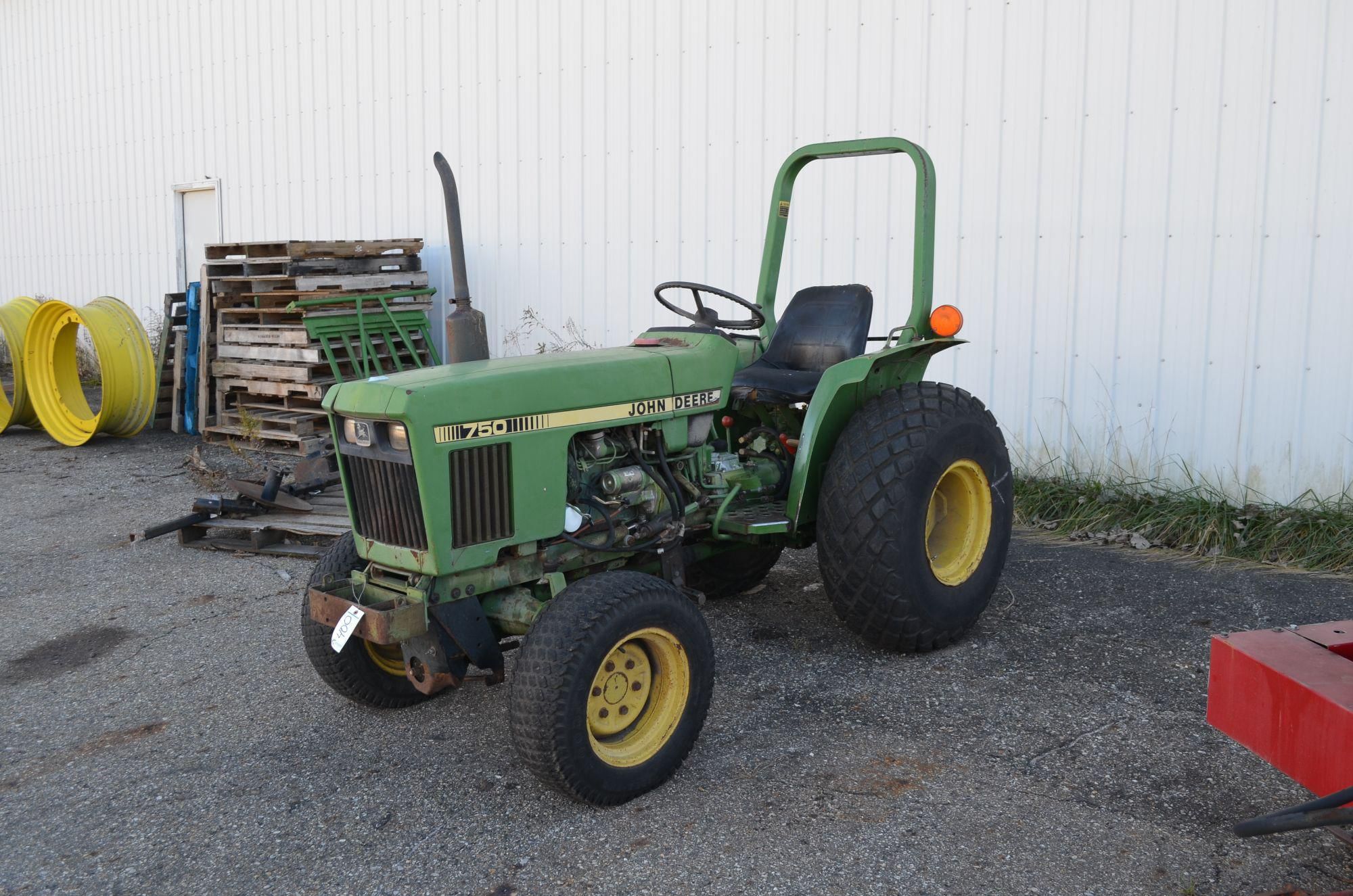 Main image John Deere 750