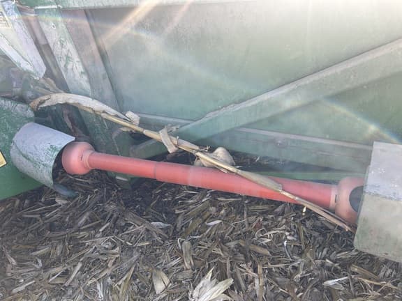 Image of John Deere 843 equipment image 3