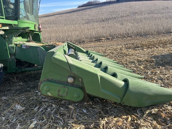 Image of John Deere 843 equipment image 1