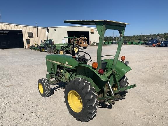 Image of John Deere 850 equipment image 1