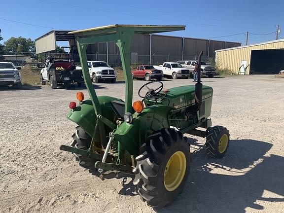 Image of John Deere 850 equipment image 3