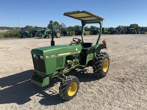 Image of John Deere 850 equipment image 4