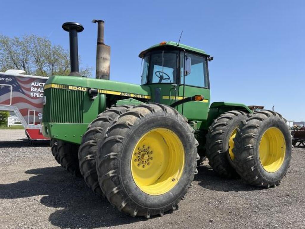 SOLD - 1982 John Deere 8640 Lot No. 1166 Tractors with 275 HP | Tractor ...