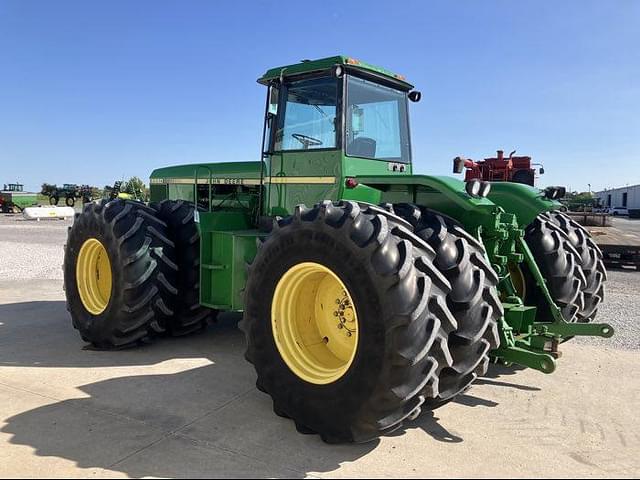 Image of John Deere 8850 equipment image 2