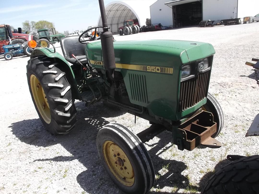 Image of John Deere 950 Primary image