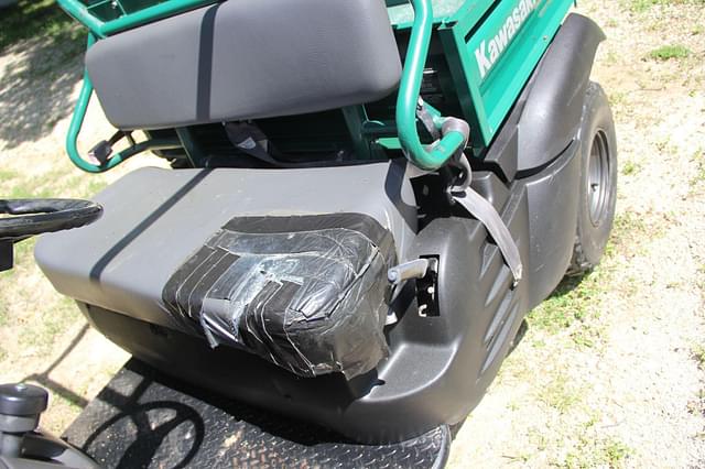 Image of Kawasaki Mule 610 equipment image 3