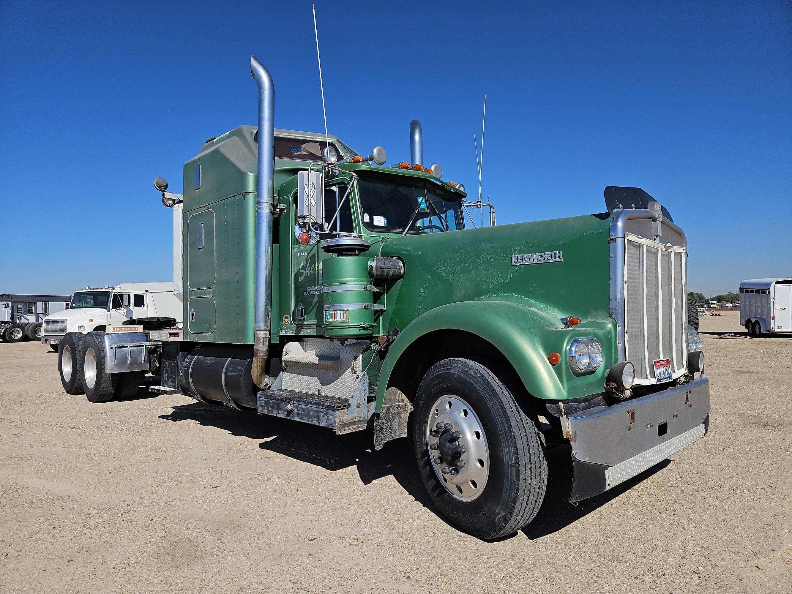 Main image Kenworth W900A