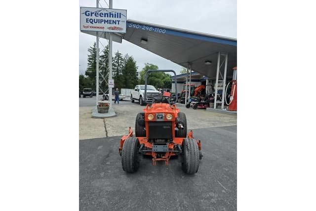 Image of Kubota B7100 equipment image 2