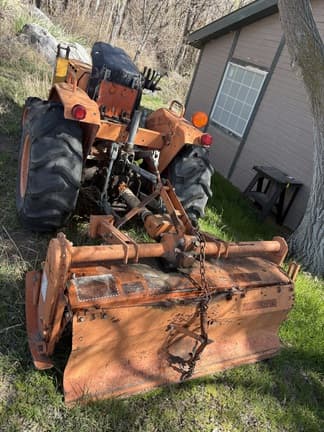 Image of Kubota B8200 equipment image 1